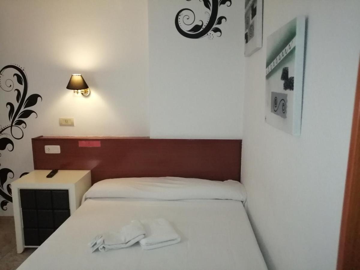 Double Room,1008851827:JPEG