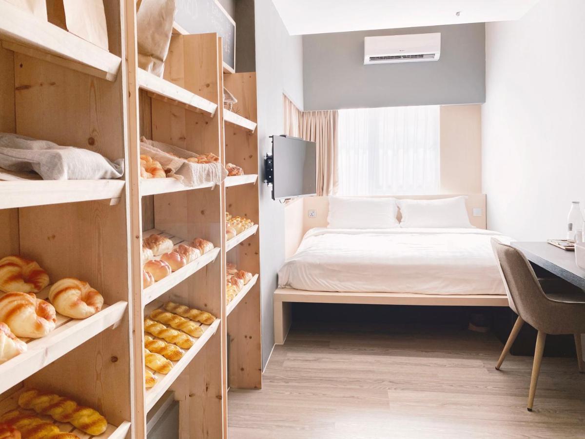 The Bakery Room,1051398397:JPEG