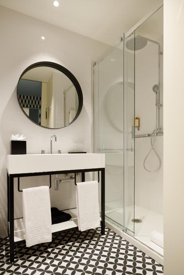 Chambre Classique Communicante avec Lit Double et Lits Jumeaux