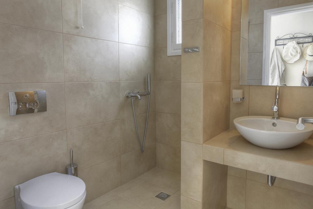 Superior Double Room with Hydromassage,110289837:JPEG