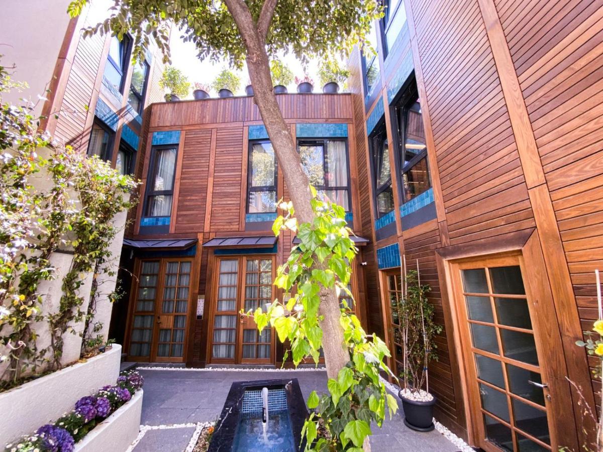 Camera Court Yard