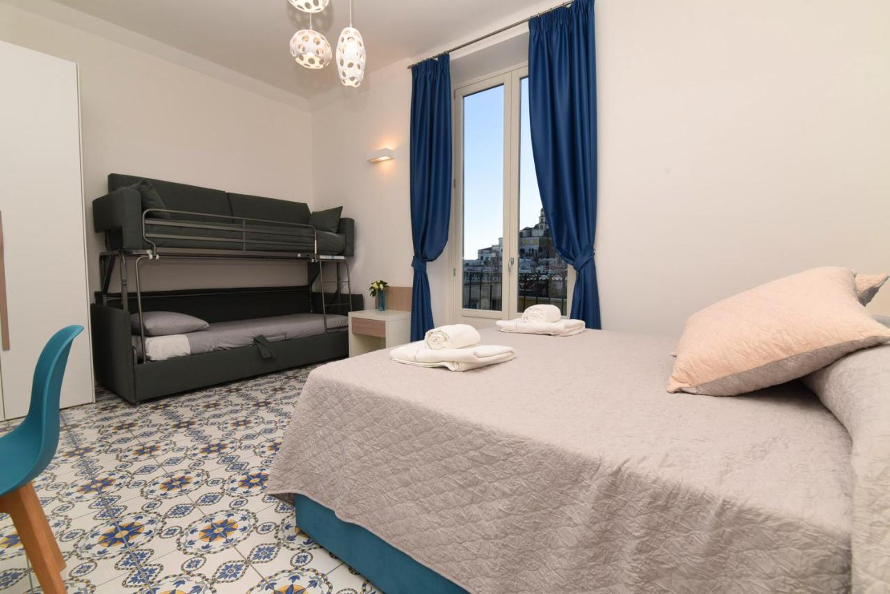 Deluxe Quadruple Room,1116284454:JPEG