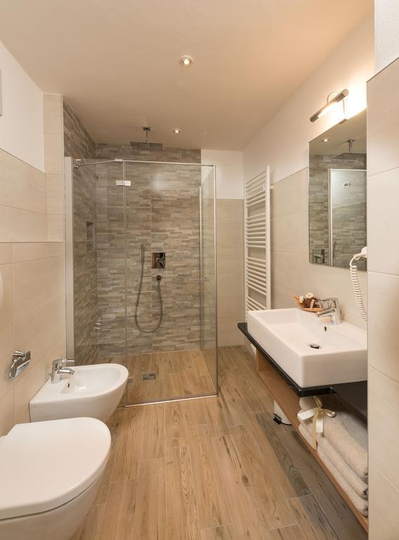 Appartamento con 2 Camere da Letto e Accesso Giardino