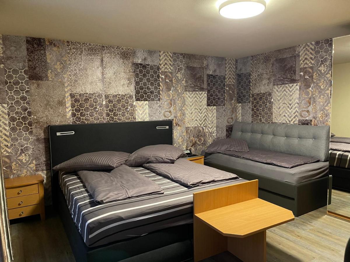 Dreibettzimmer