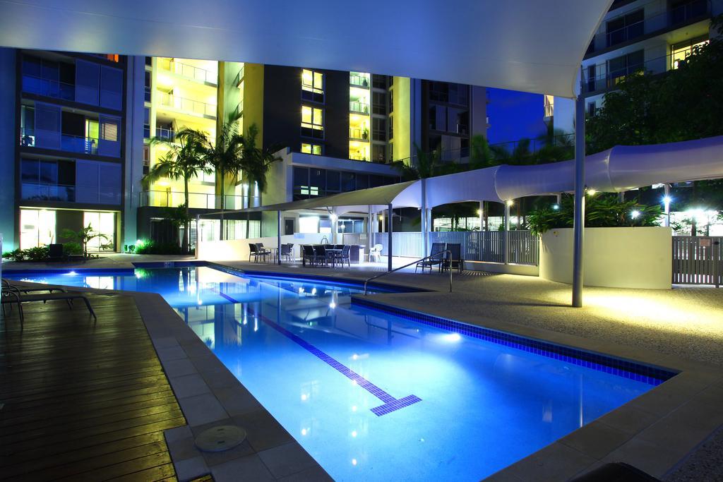 Two-Bedroom Apartment with Lake View