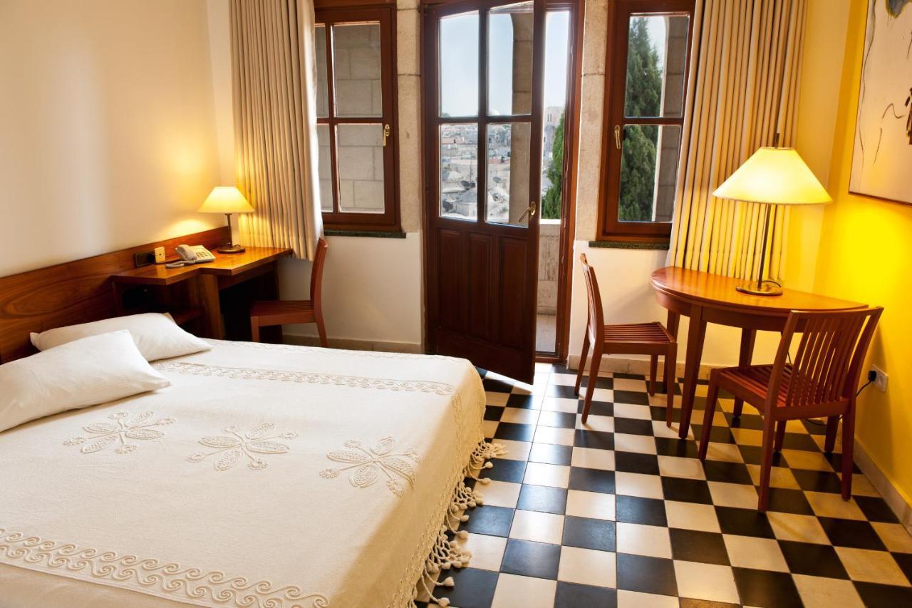 Doppelzimmer mit Balkon