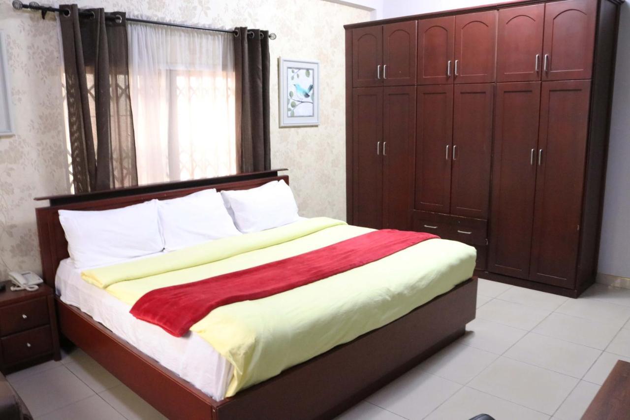 Standard King Room