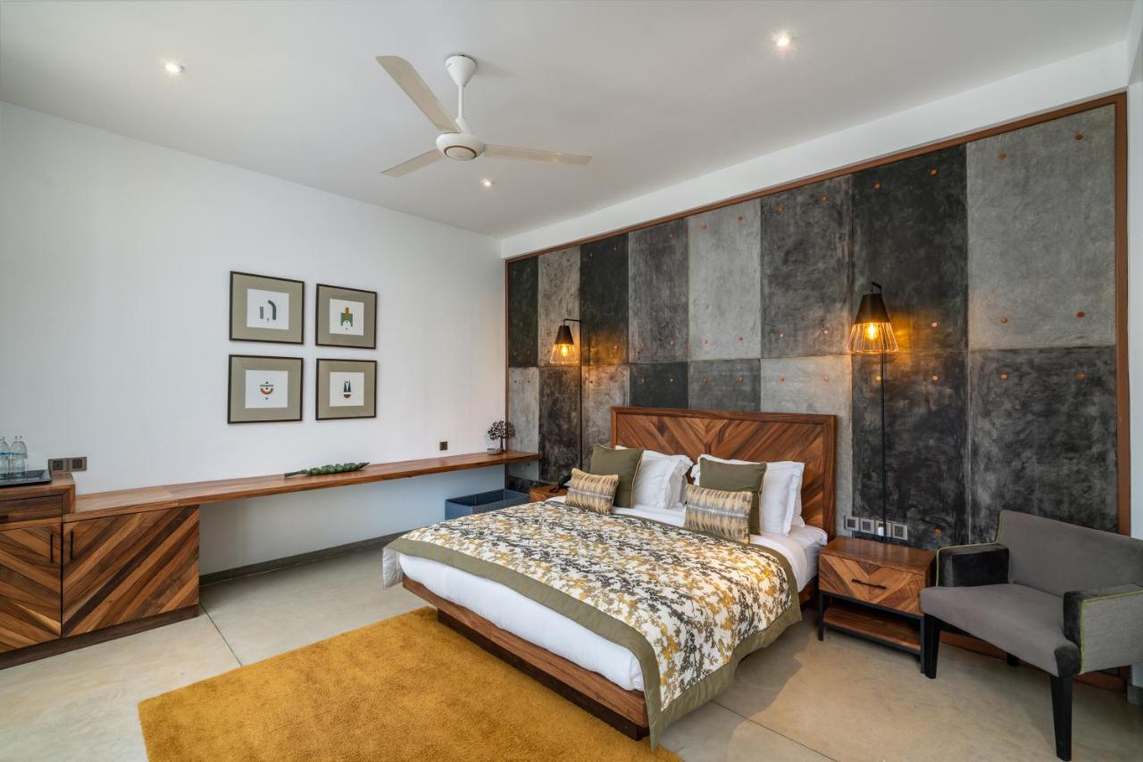 Deluxe King Suite,1178202073:JPEG