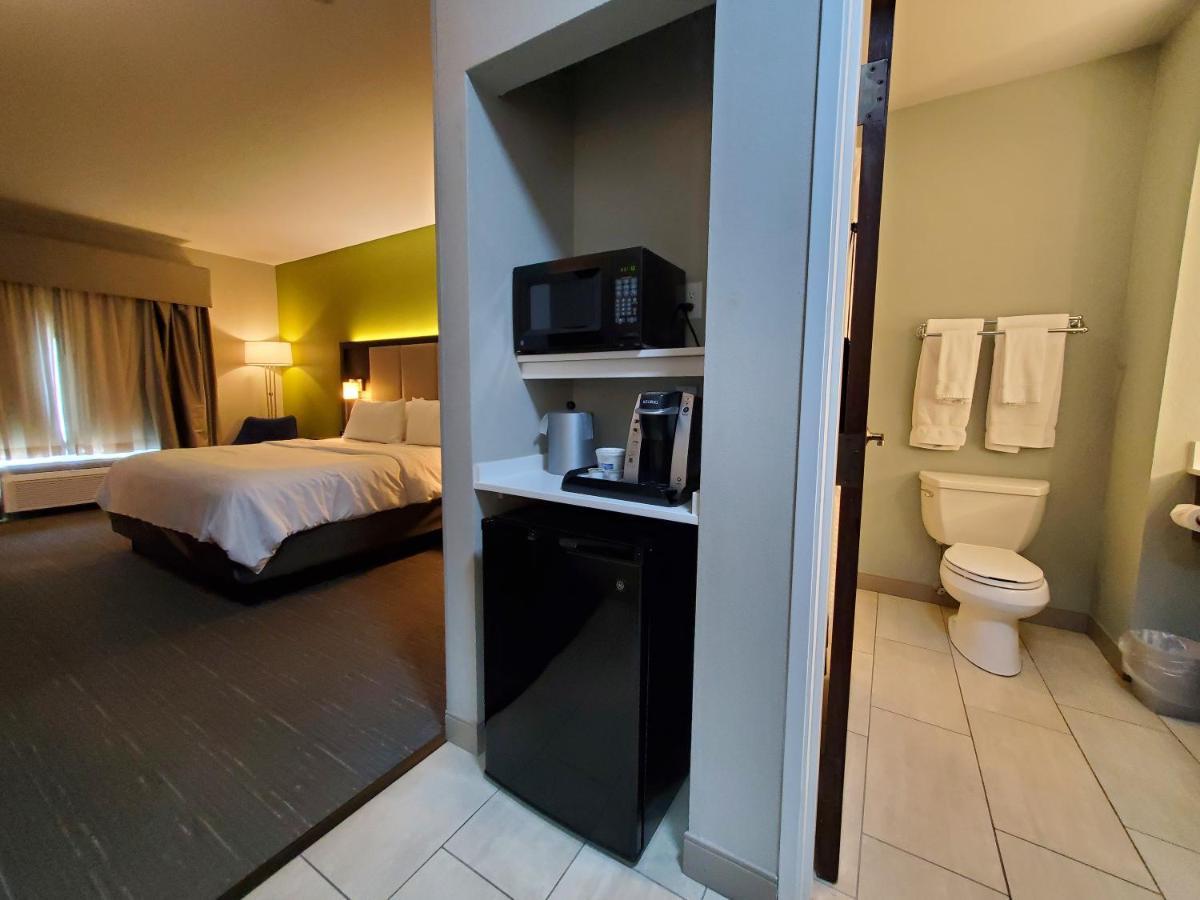 Standard King Room