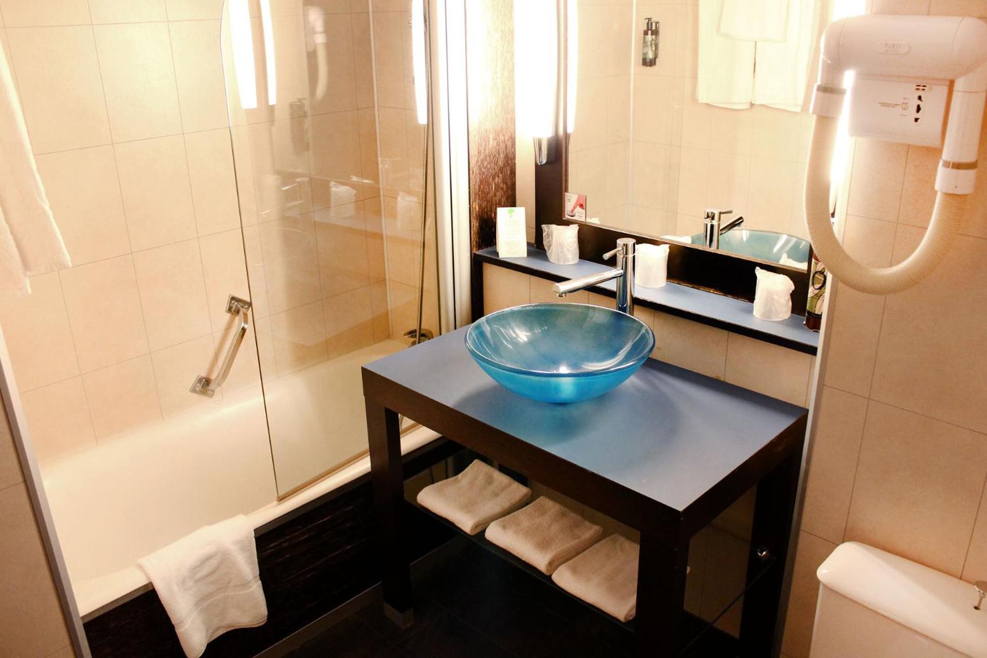 Twin Room,1215245203:JPEG