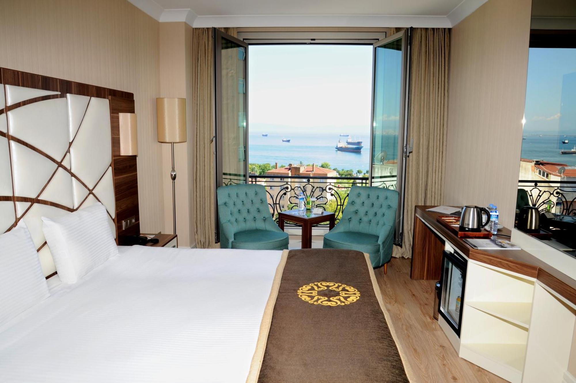 Deluxe Double or Twin Room,1216470649:JPEG