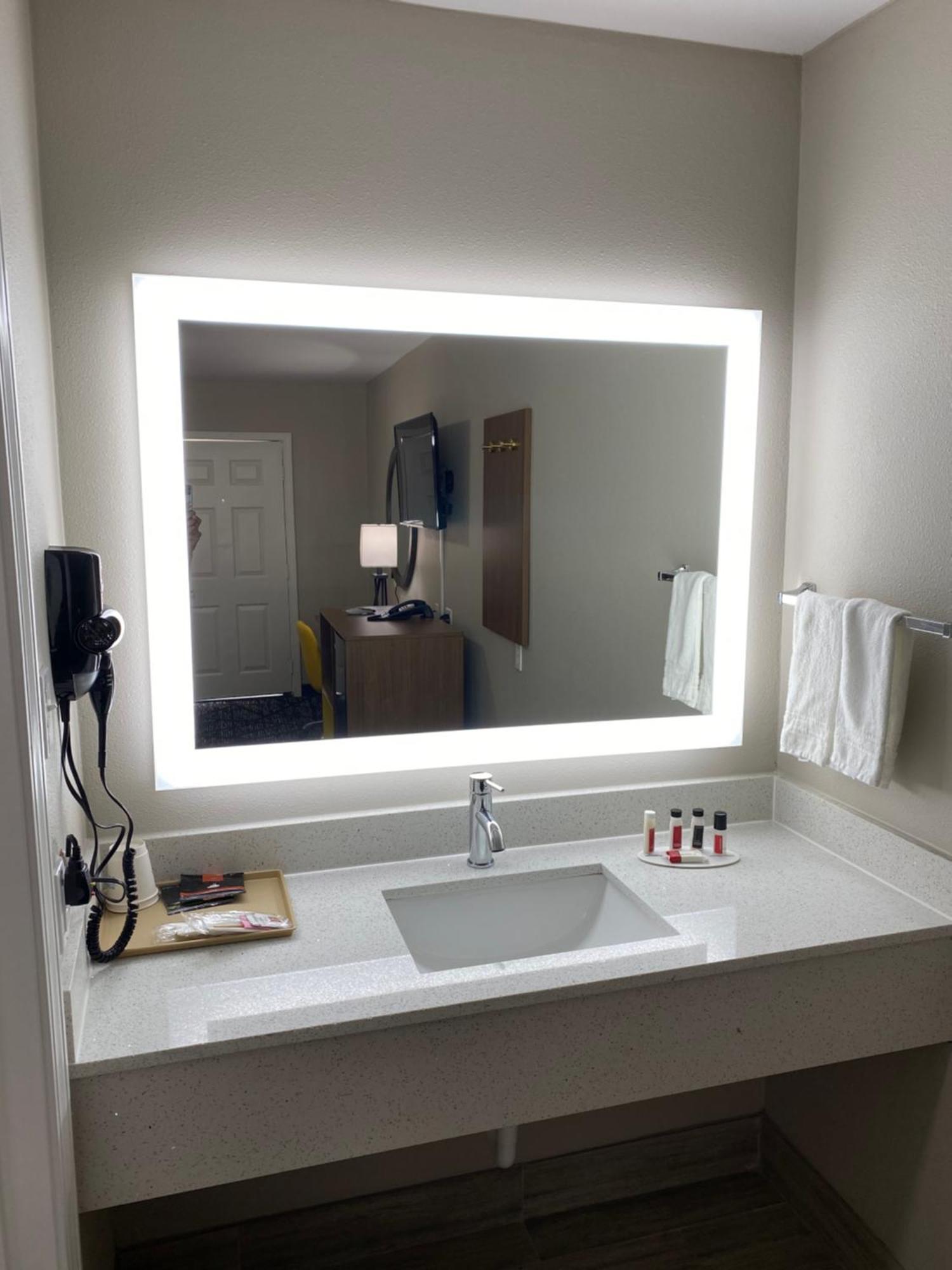 Double Room with Two Double Beds - Non-Smoking