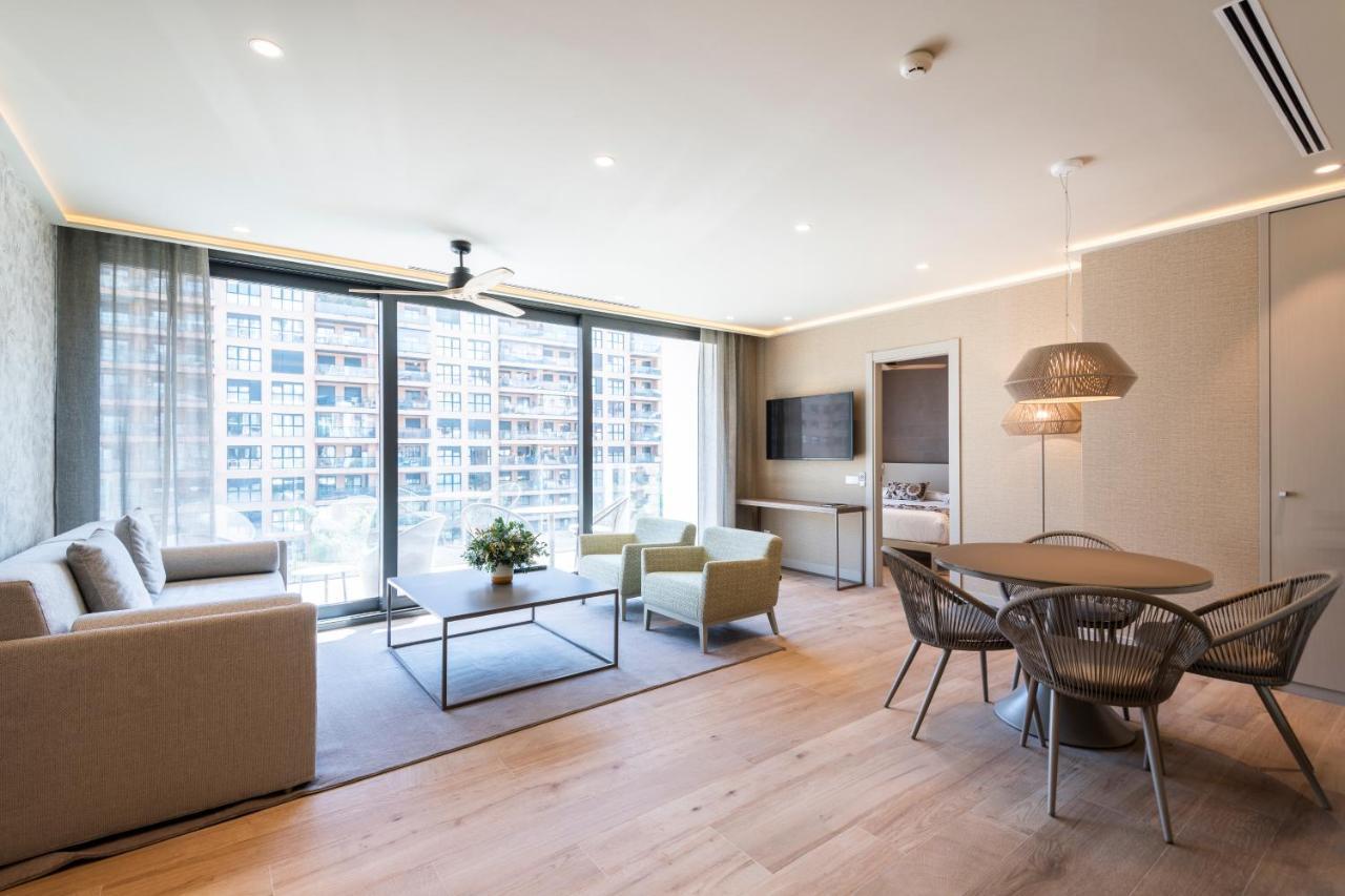 Apartment with Terrace,1241855320:JPEG
