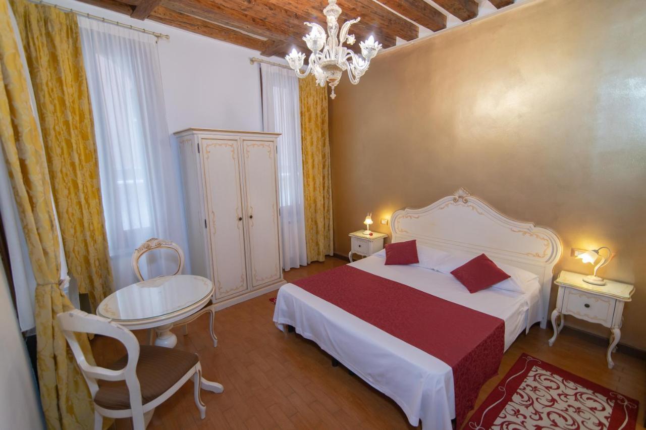 Chambre Lit King-Size Standard