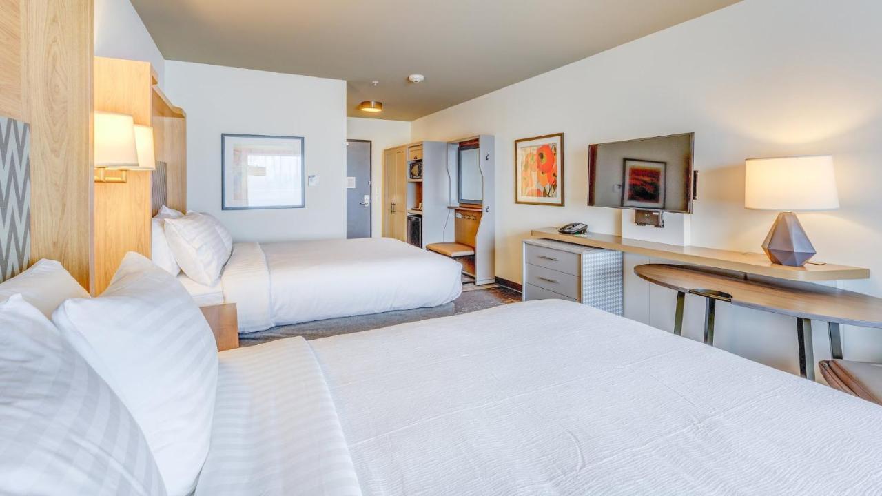 Standard Room with Two Queen Beds,1278152476:JPEG