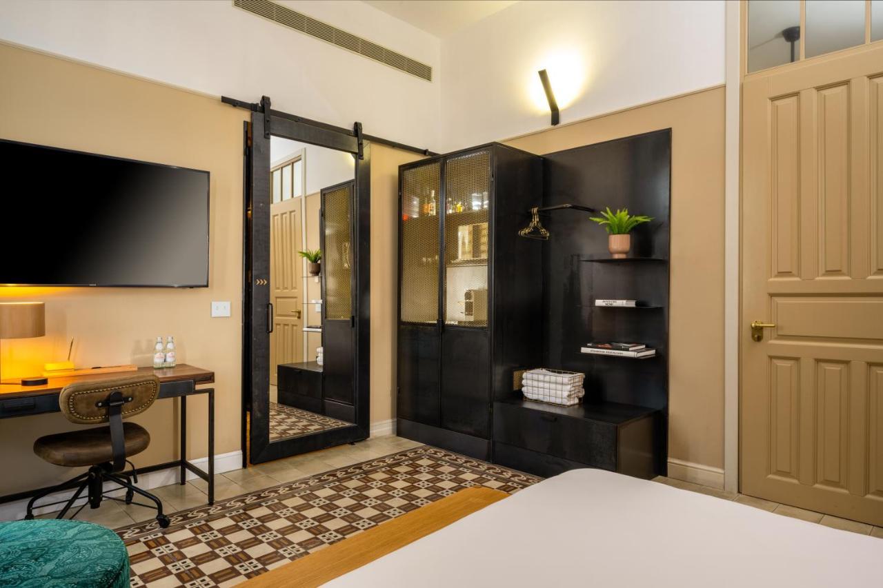 Classic King Room with Balcony,1247925094:JPEG