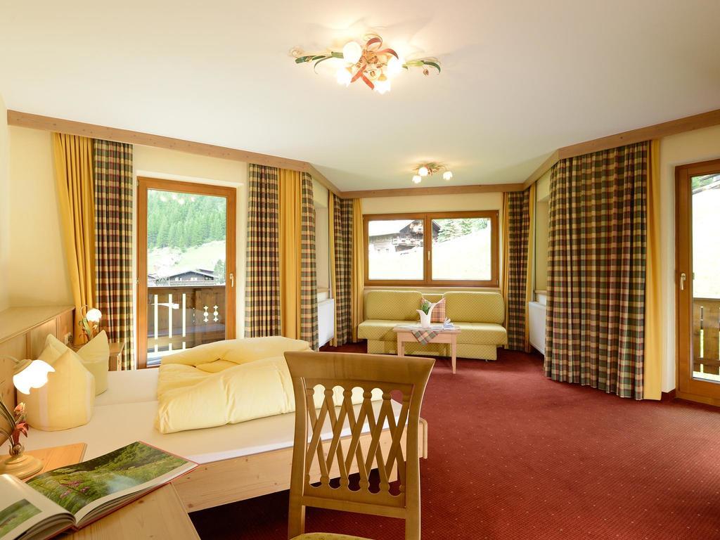 Superior Double Room,125477895:JPEG