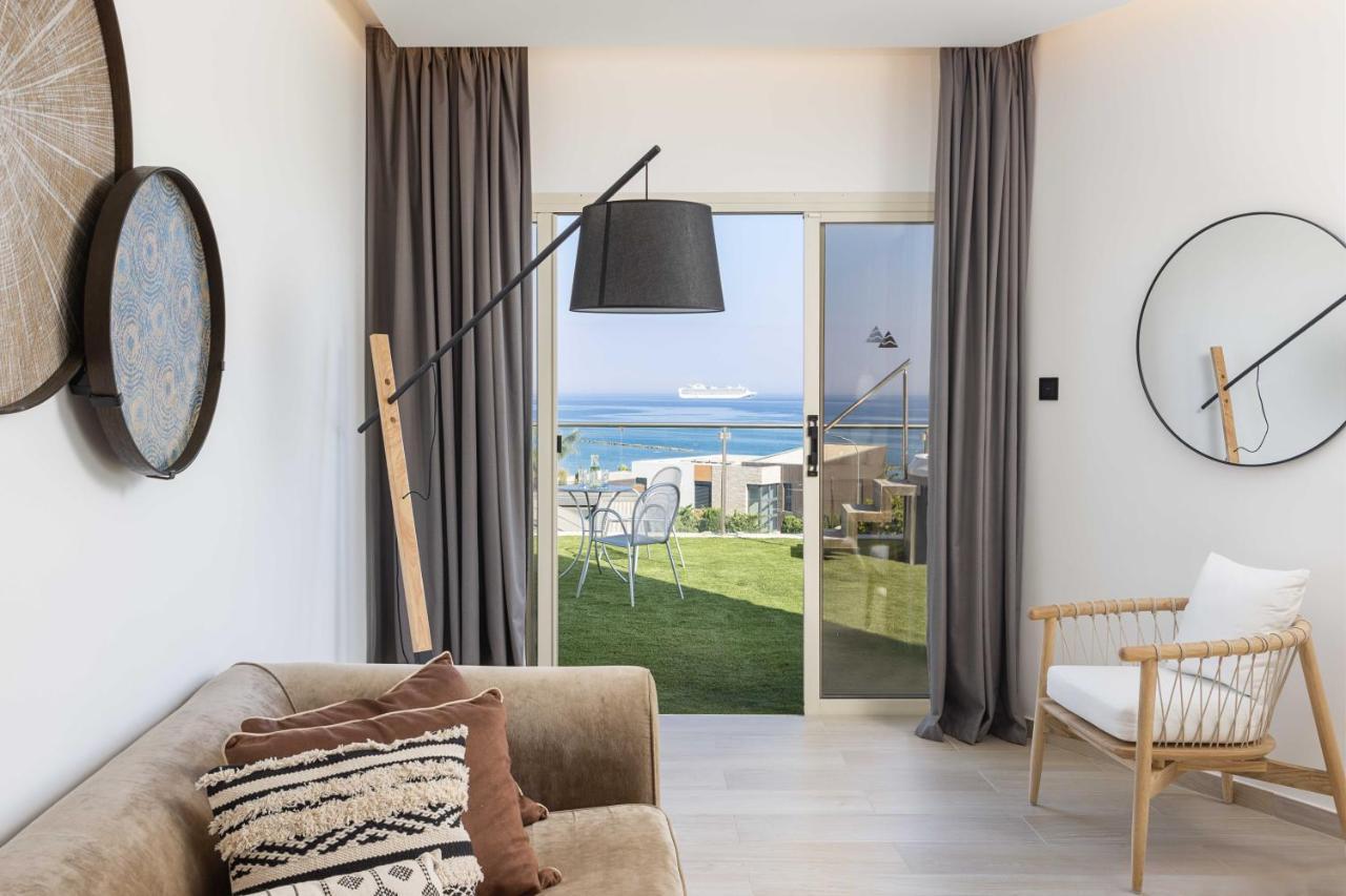 Suite Limonia Terrace mit Meerblick und Whirlpool im Freien