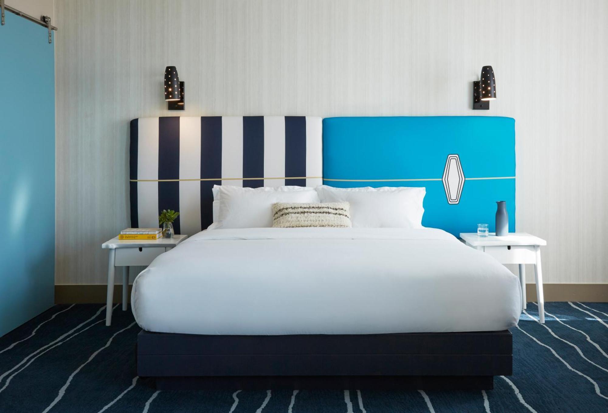 Oceanfront Premium King Room,1276286746:JPEG