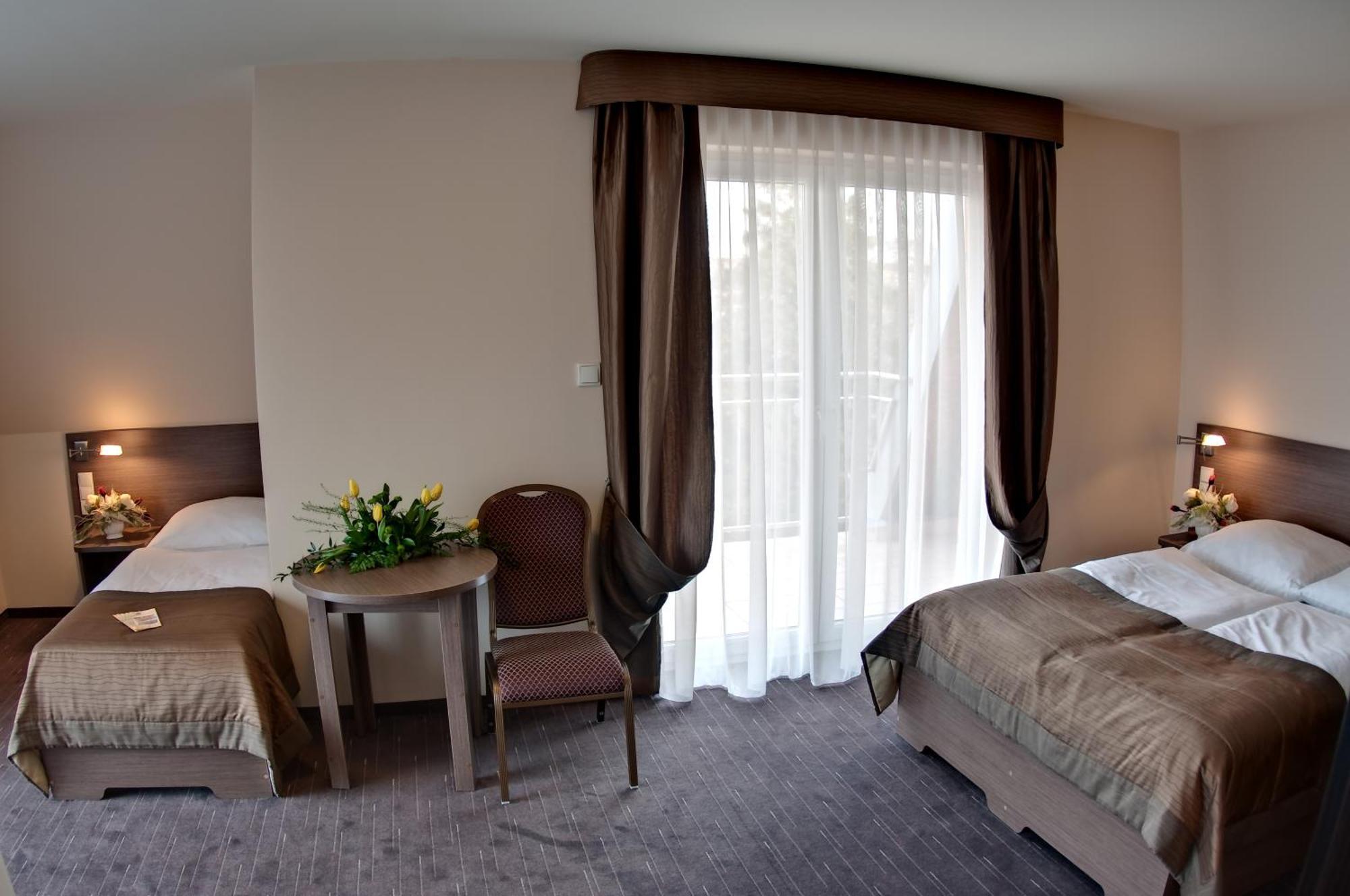 Dreibettzimmer