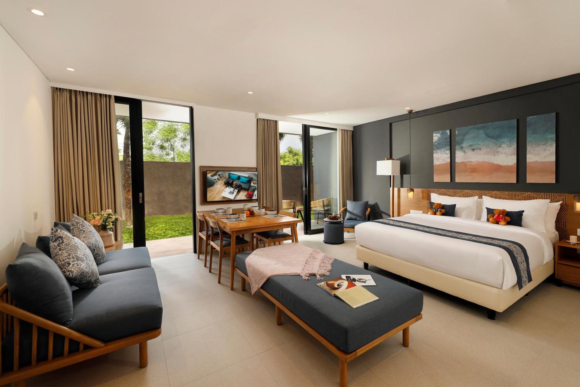 Deluxe Suite
