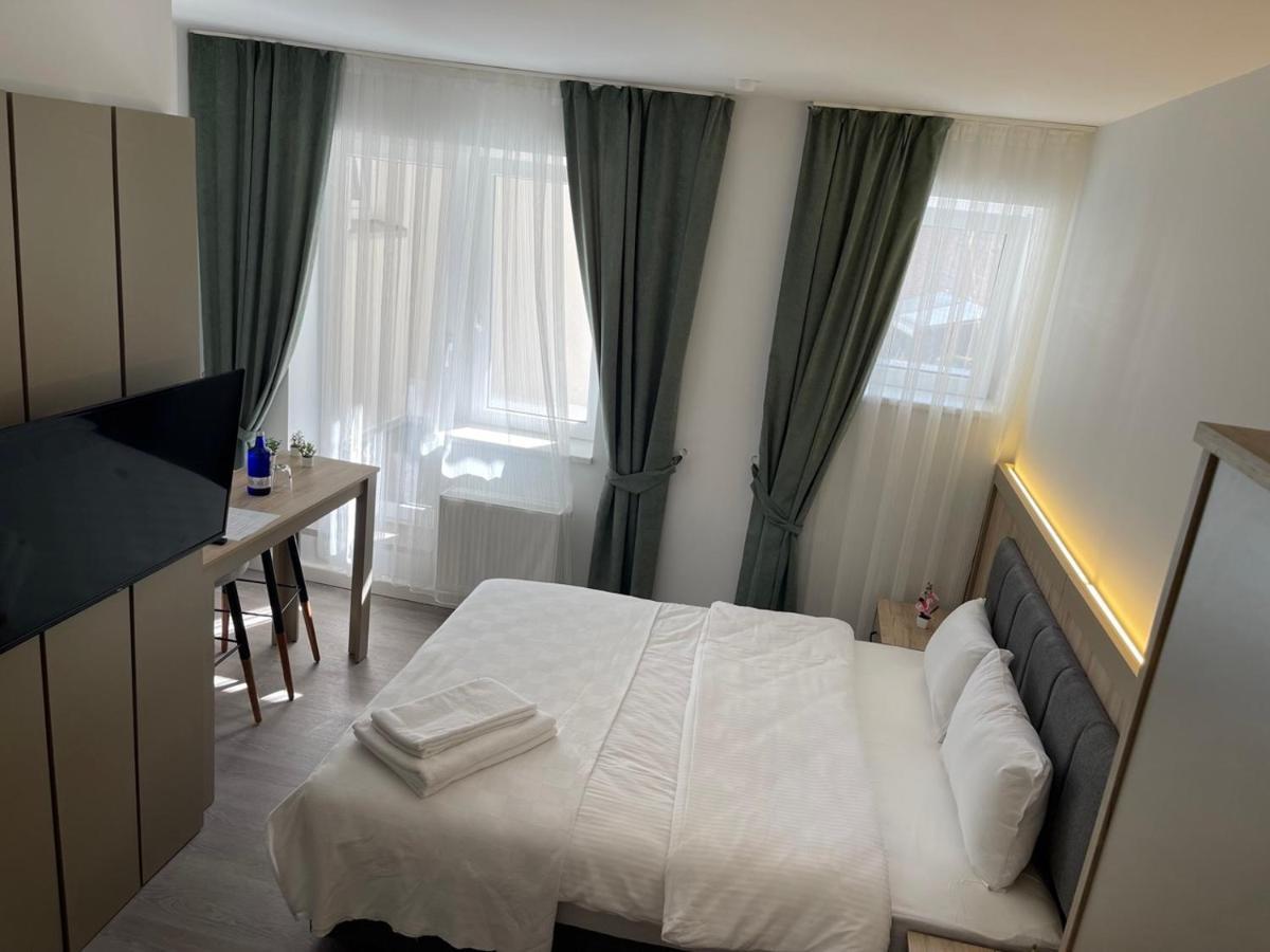 Apartment mit Balkon
