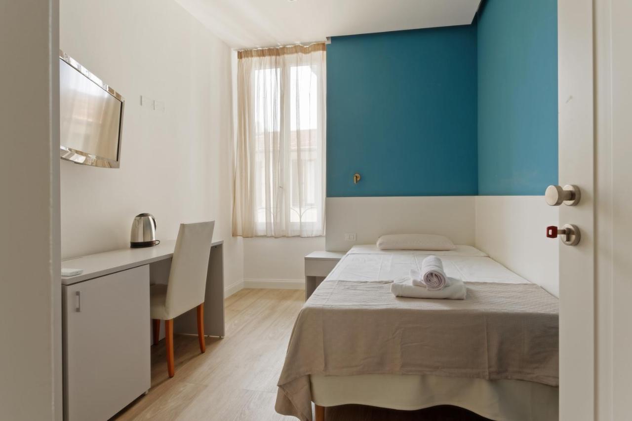 Deluxe Single Room,1292271652:JPEG