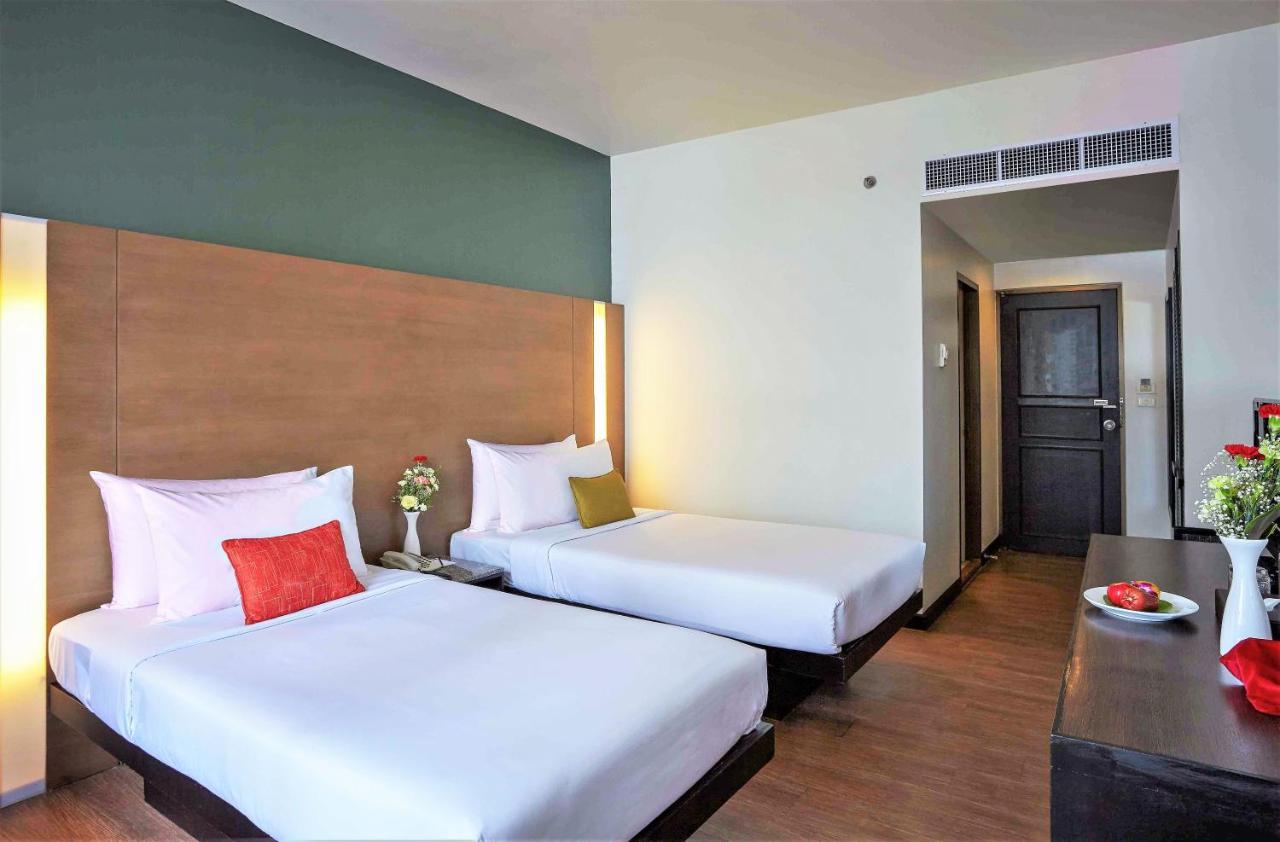 Habitación estándar con cama individual en ala cuadrada