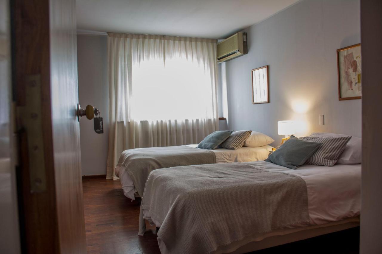 Quarto Duplo Standard com Banheiro Compartilhado