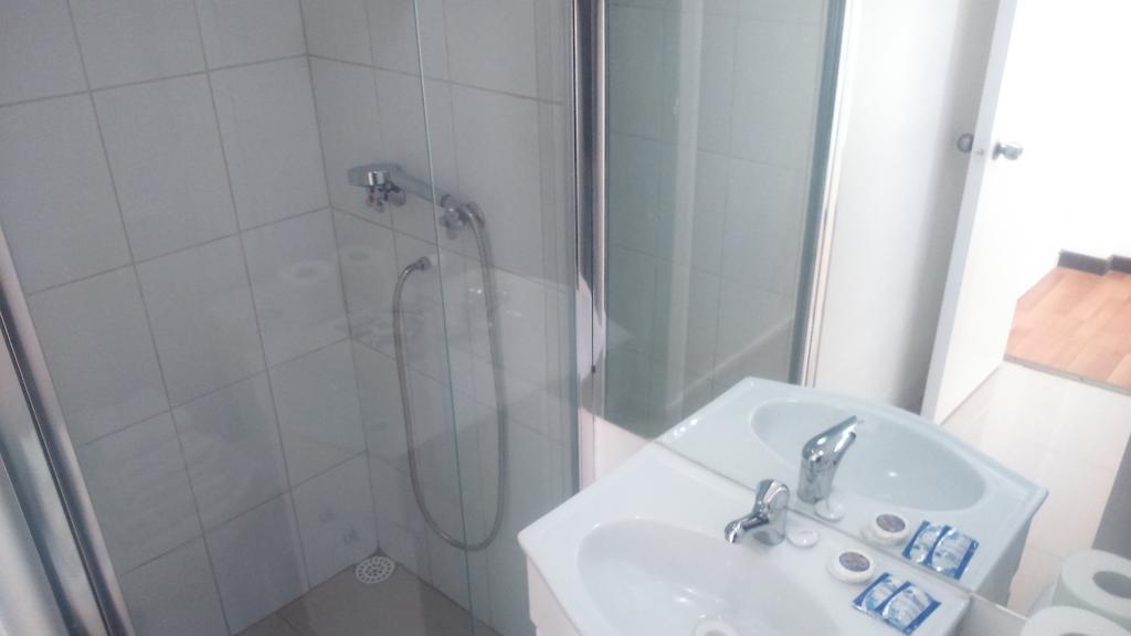 Habitación Doble con baño privado - 2 camas