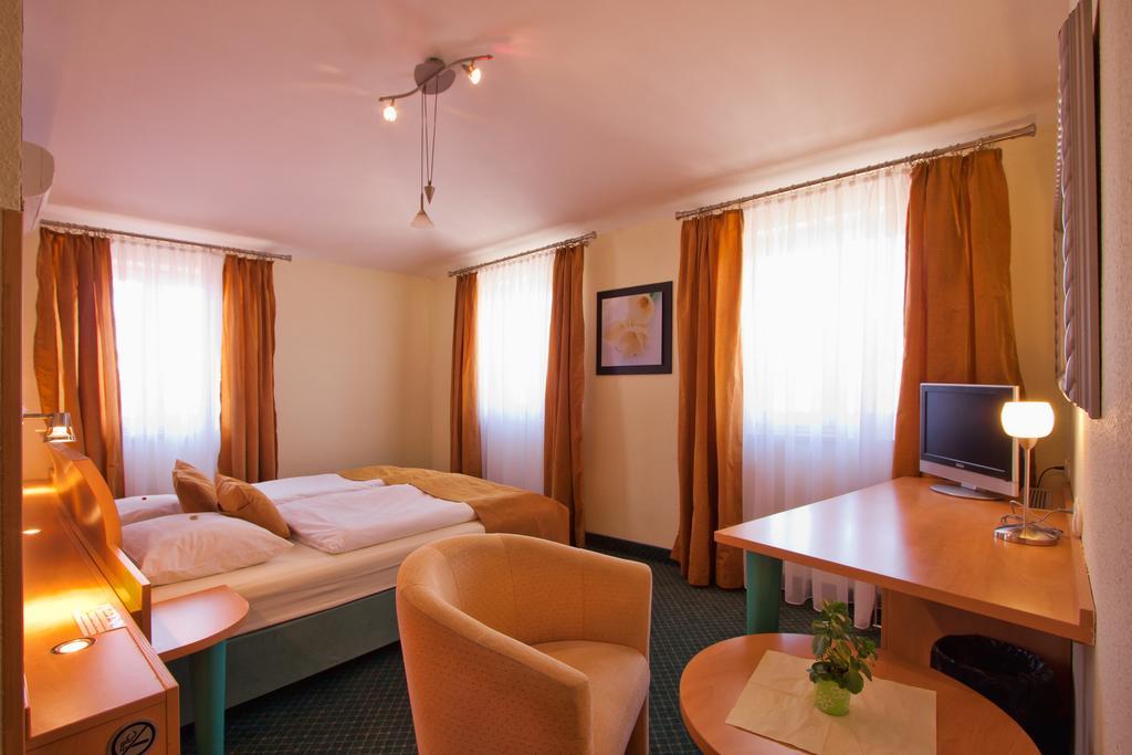 Chambre Double ou Lits Jumeaux