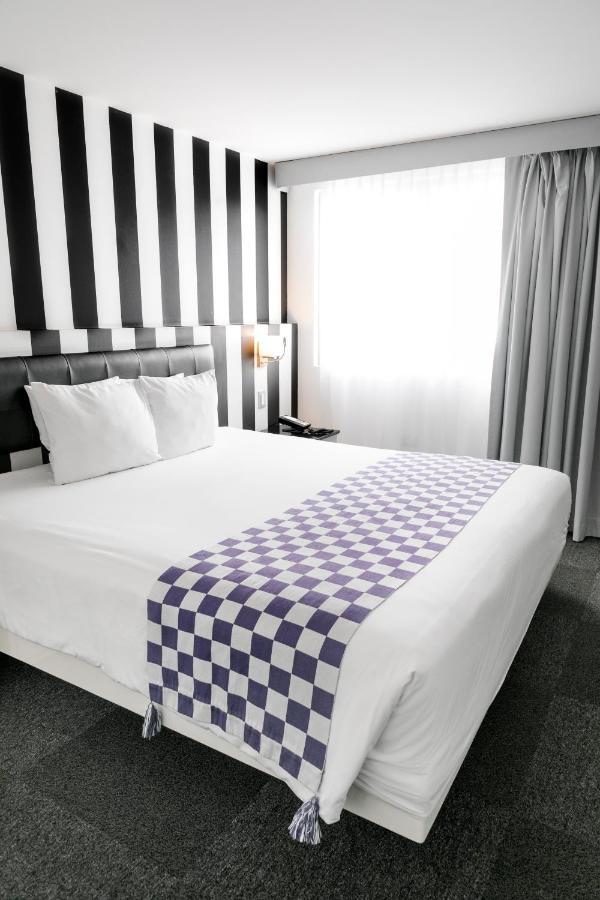 Quarto com Cama Queen-size - Não Fumantes