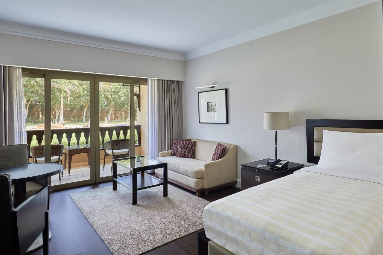 Deluxe Garden View Room, Guest room, 1 King, Garden view, Balcony,1350781732:JPEG