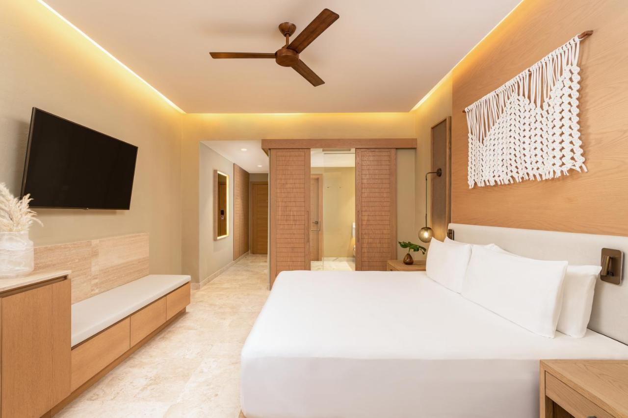 Suíte Júnior com Cama King-size e Vista Tropical