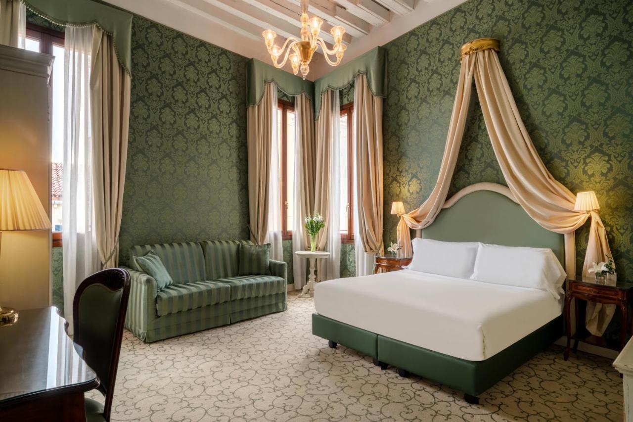 Suíte com Sofá-cama e Vista