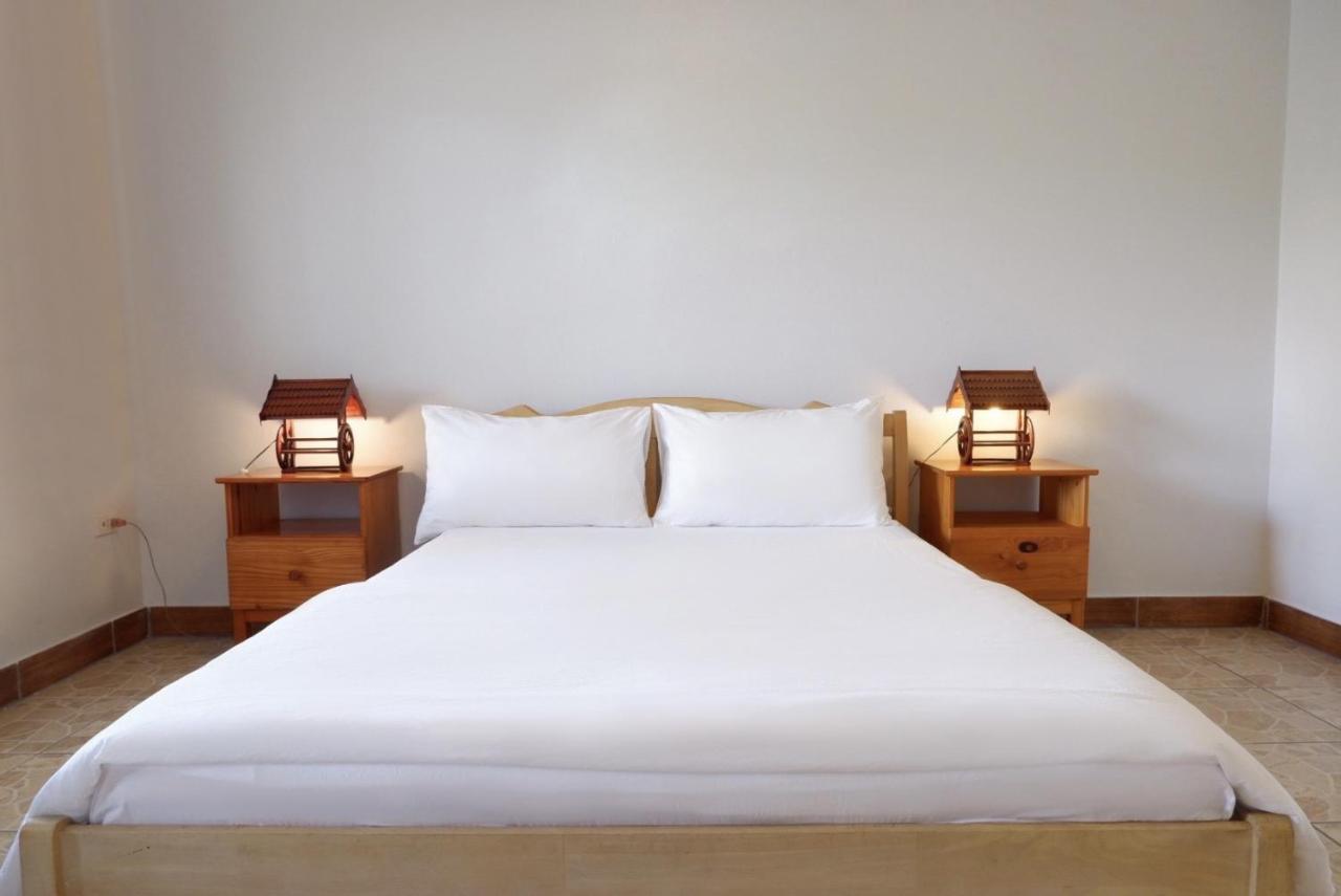 Chambre Lit Queen-Size - Vue sur Mer