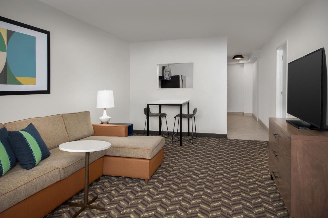 1 Bedroom Suite, King, Sofa bed,1392896039:JPEG