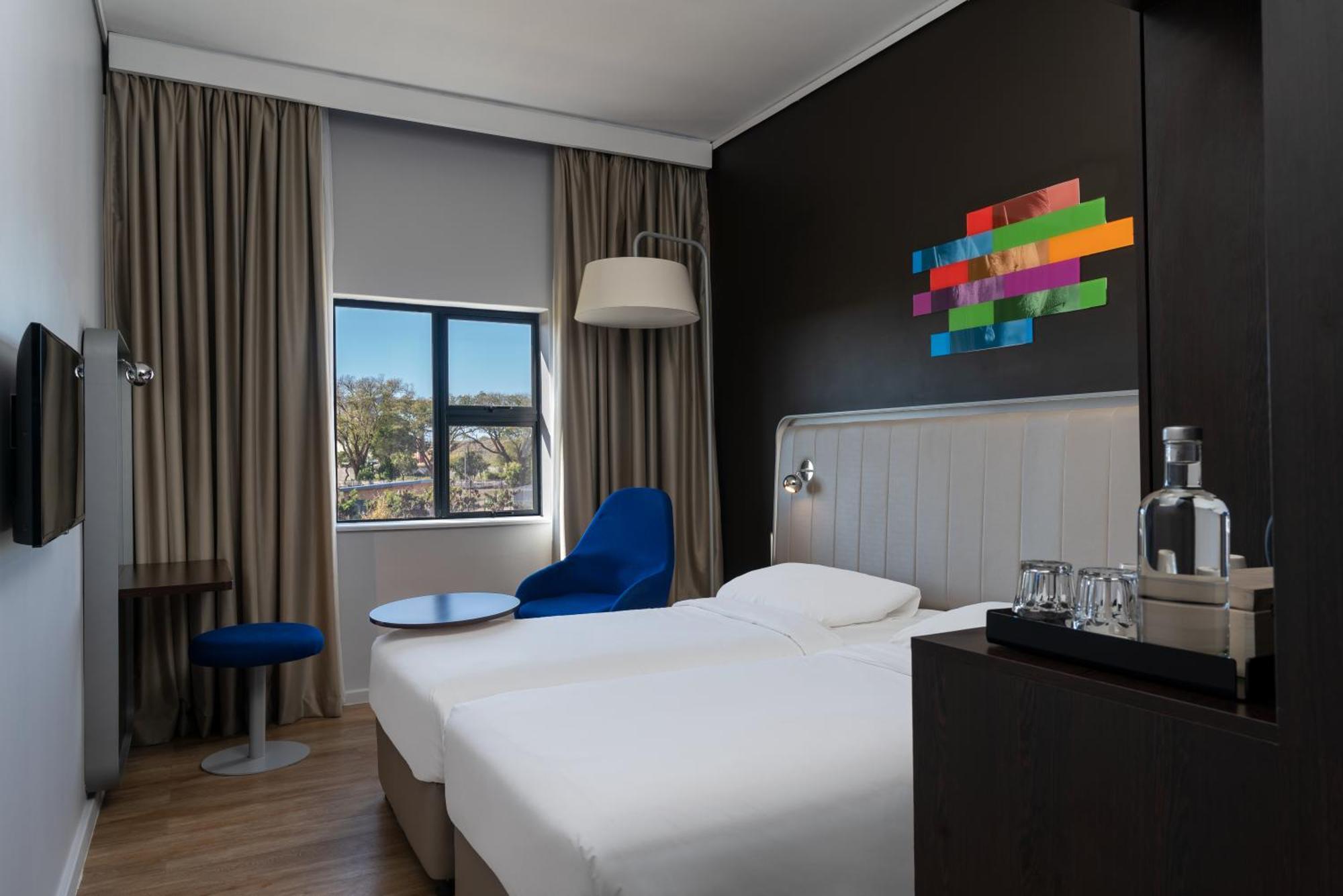 Standard Room,1455706390:JPEG
