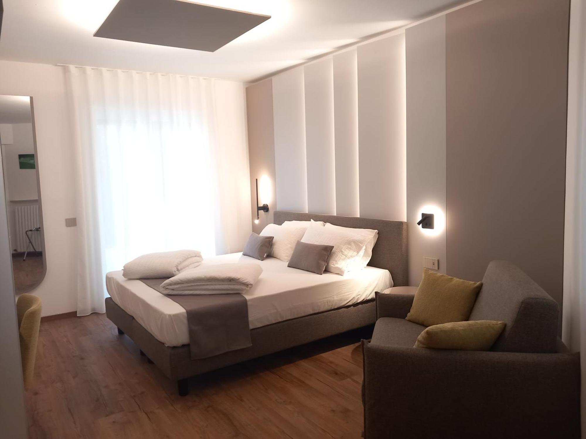 Deluxe Double or Twin Room Balcony,1500260062:JPEG