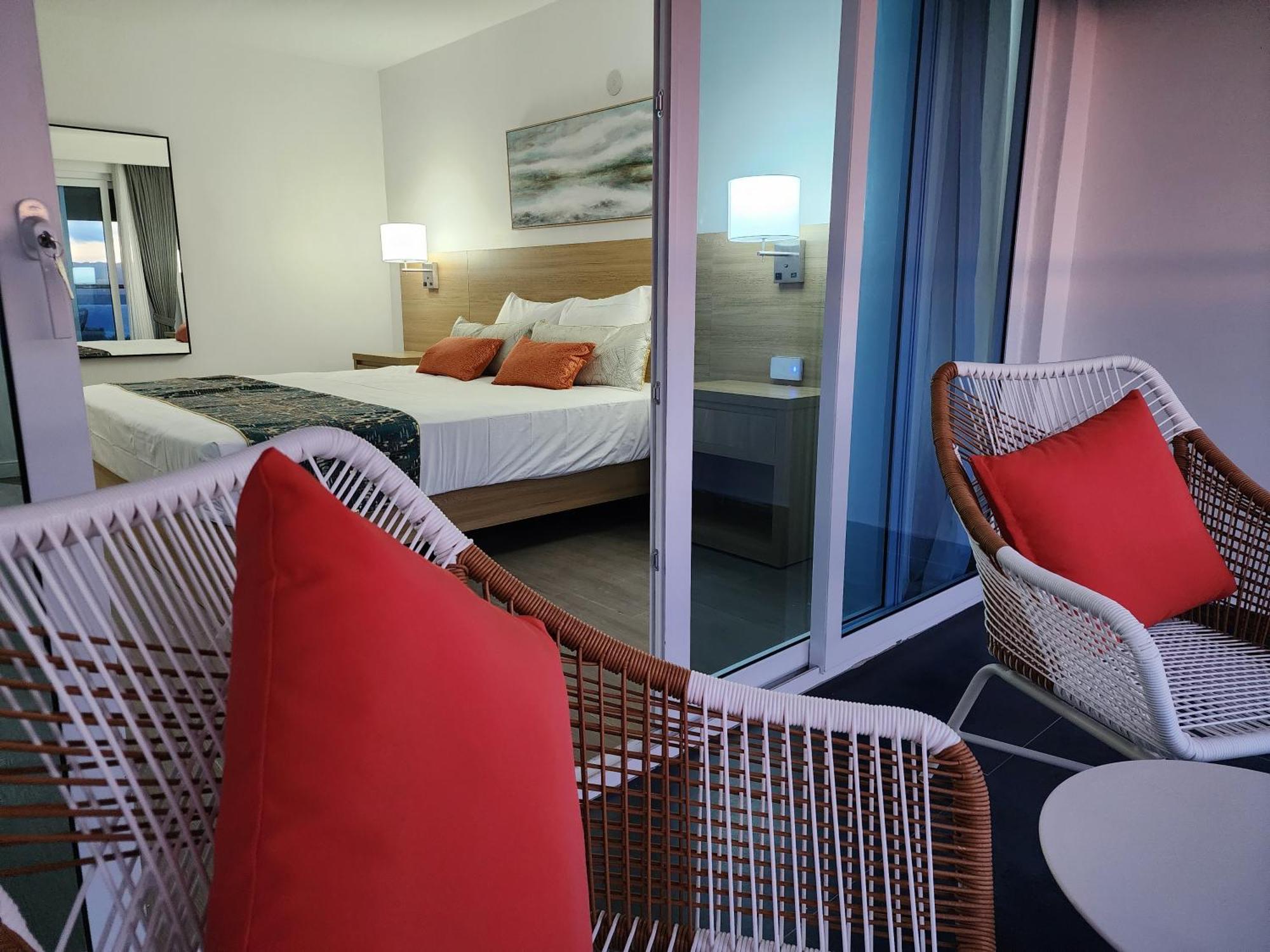 Superior King Room