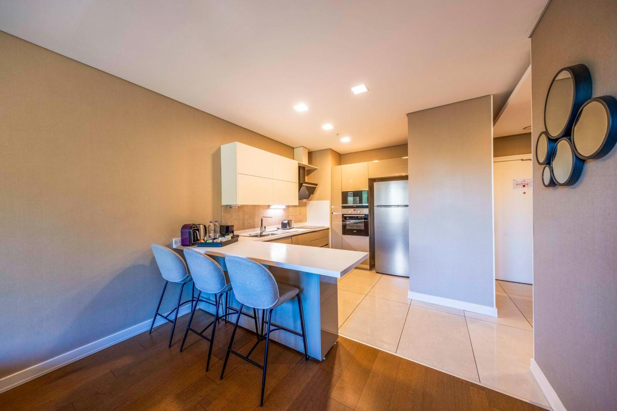 One-Bedroom Apartment,1529547592:JPEG