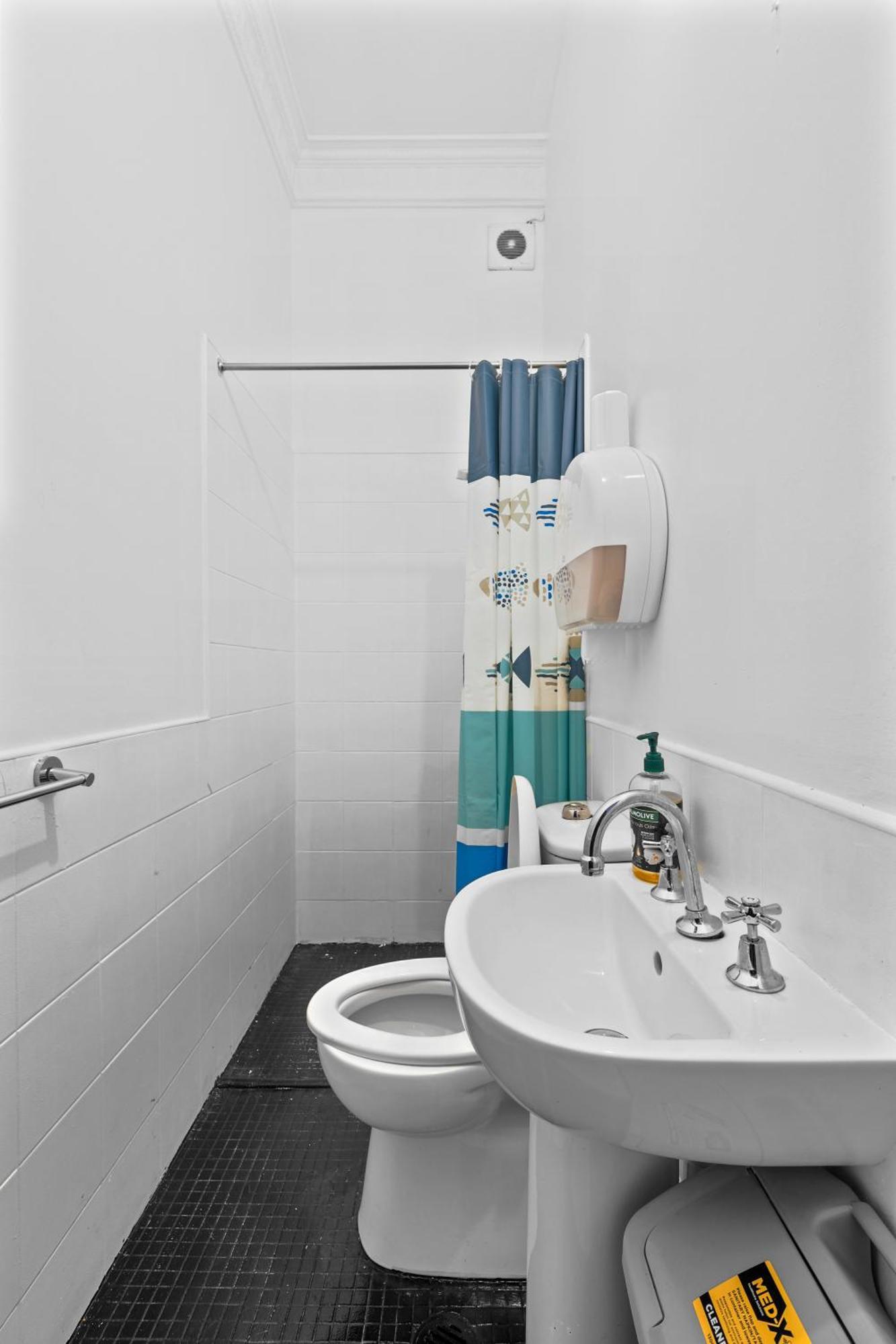 Tweepersoonskamer met Eigen Badkamer