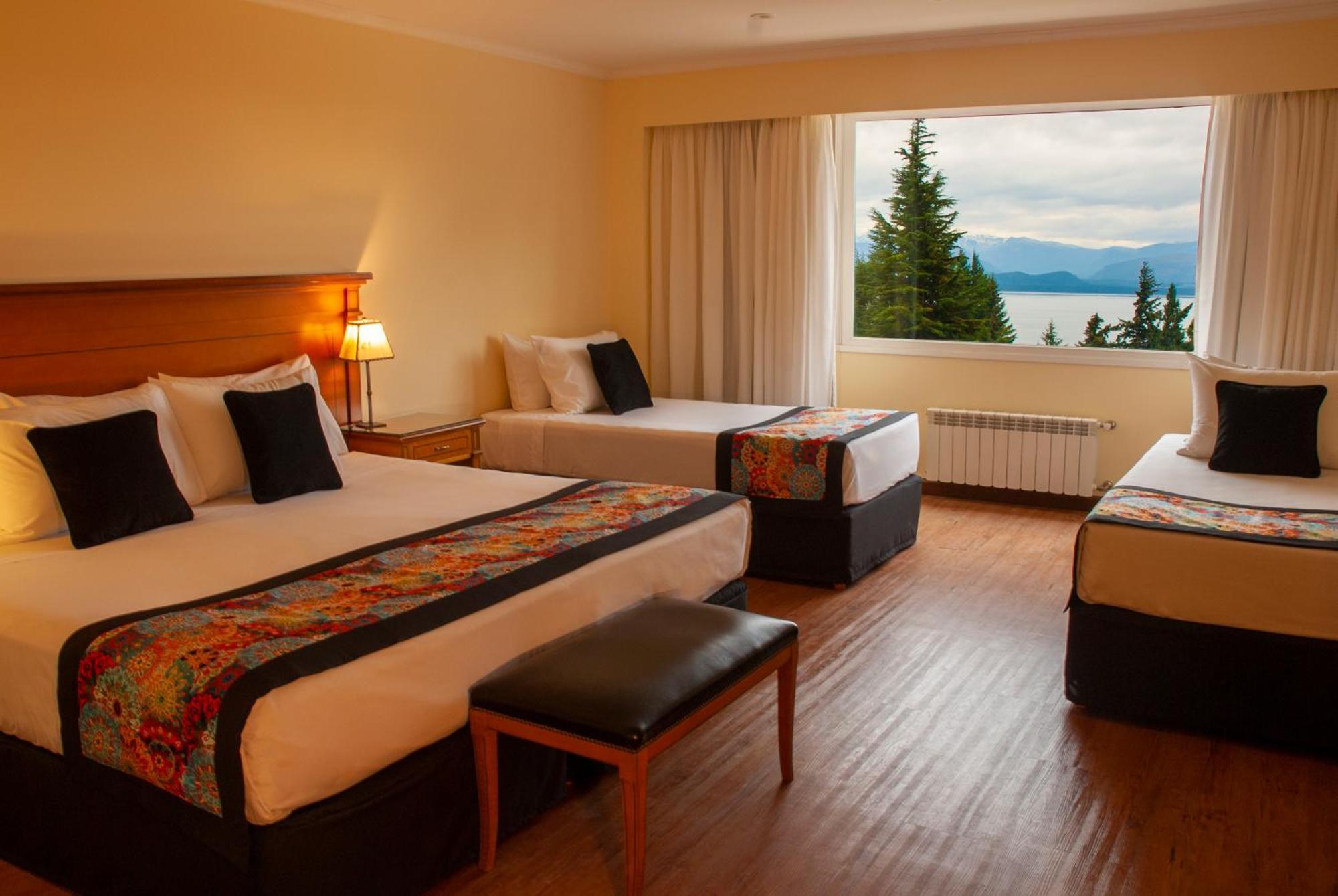 Habitación Cuádruple con vistas al lago