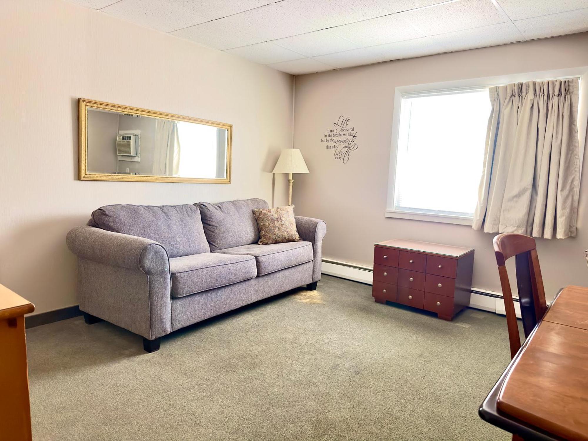 Family Suite,1672604504:JPEG