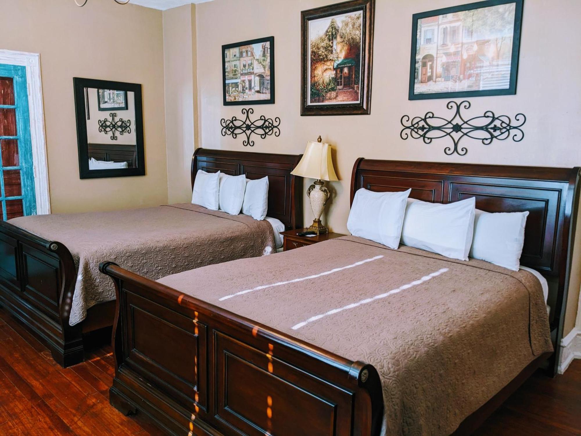 Superior Queen Room,1536058201:JPEG