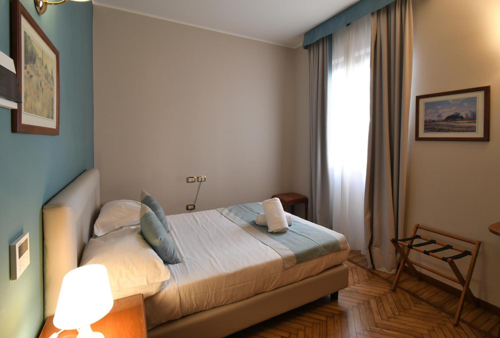 Small Double Room,1537315300:JPEG