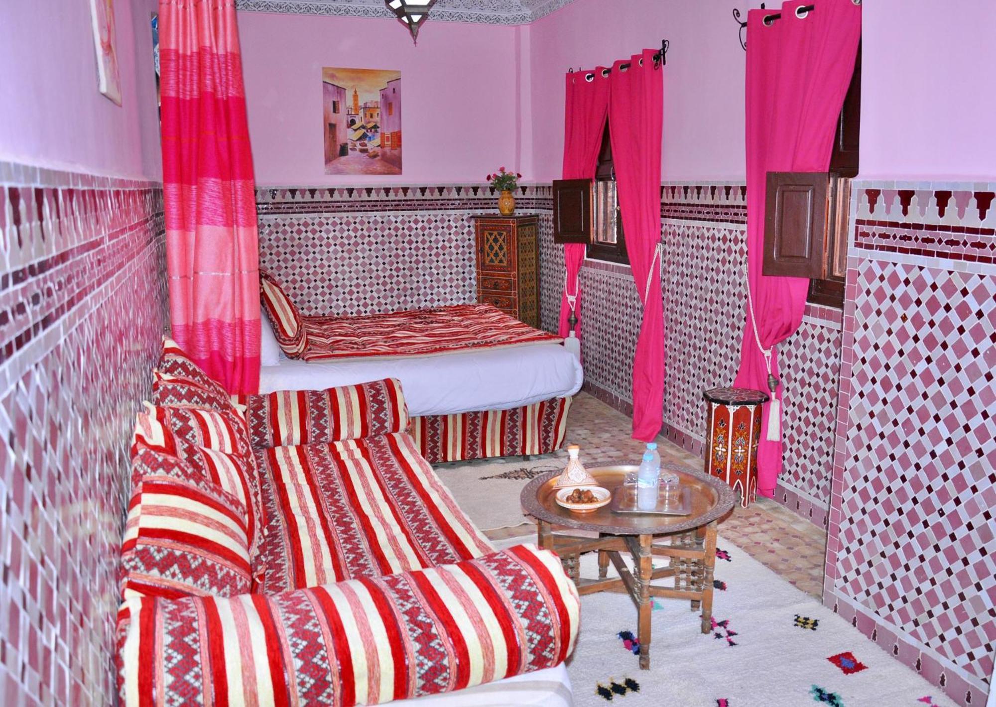 Ouarda Suite,1584402077:JPEG