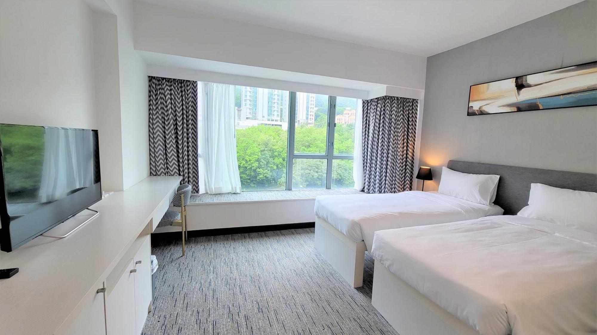 Superior Hillview Room (included Breakfast for 2)