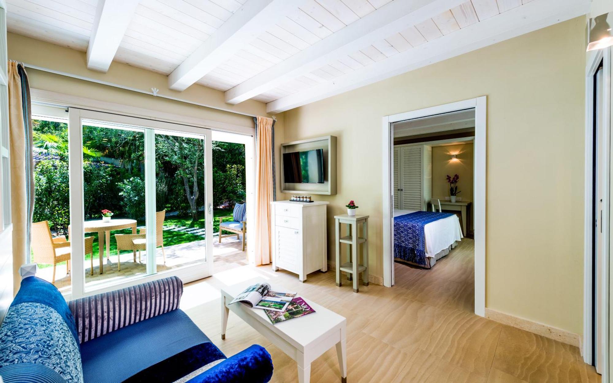 Deluxe Familien-Bungalow (2 Erwachsene + 2 Kinder)