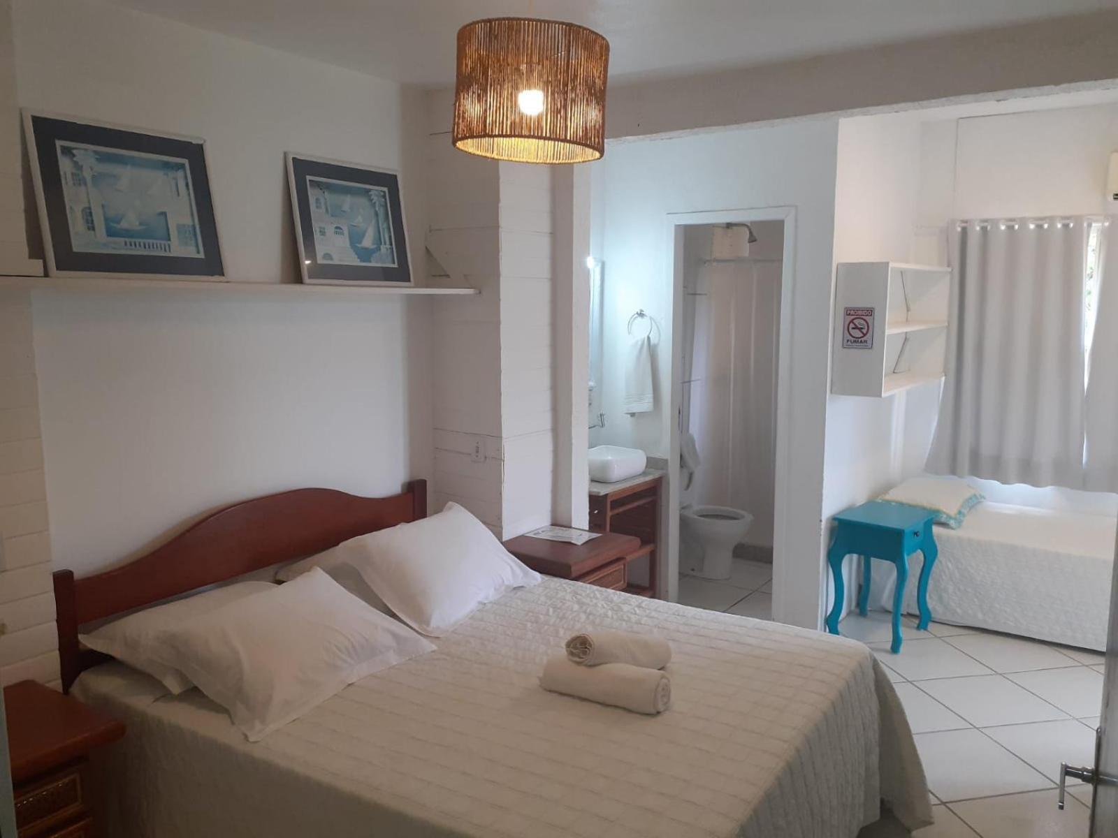 Quarto Triplo com Vista do Jardim